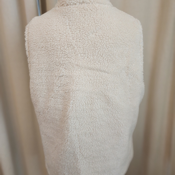 Unbranded Reversible Vest size M Color Sage Green/Blue - Picture 3 of 9